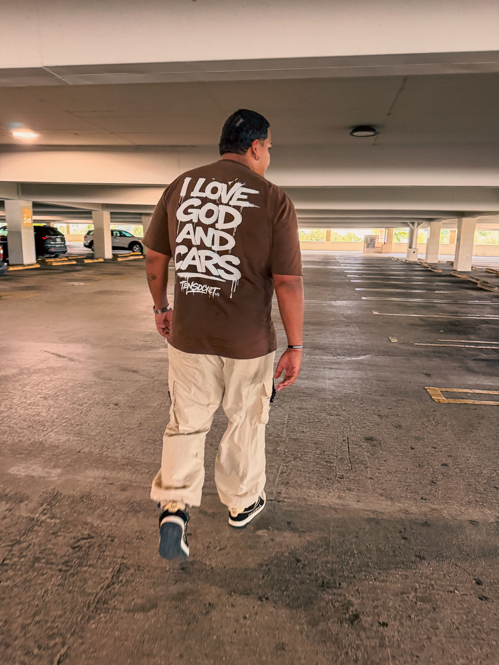 I love God (Mud)  T-shirt / Premium