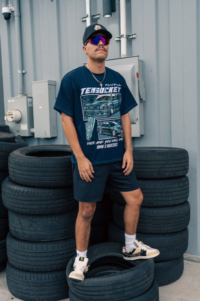 Mercedes vs BMW/ Premium T-shirt