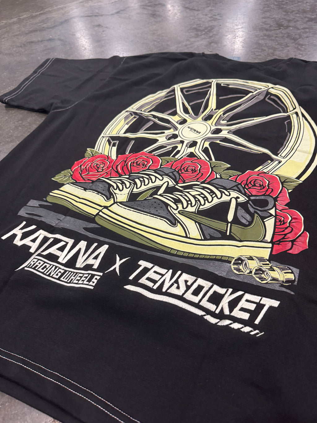 Travis/ Katana /Premium T-shirt