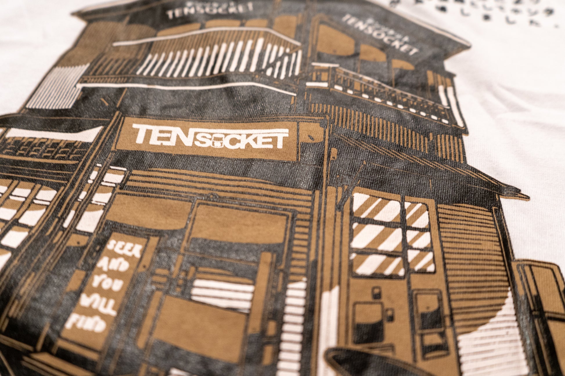 Honda / white / Premium T-shirt