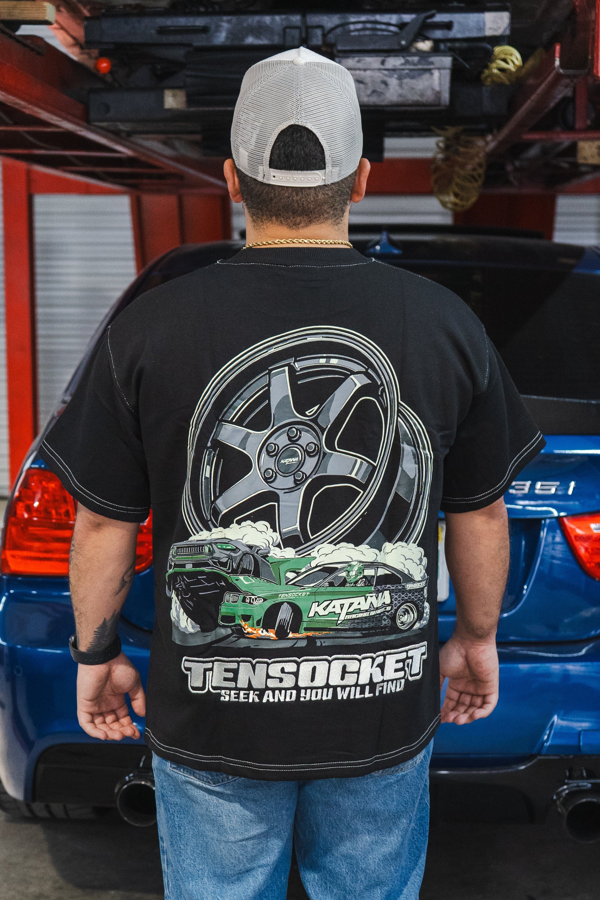 Travis/ Katana /Premium T-shirt