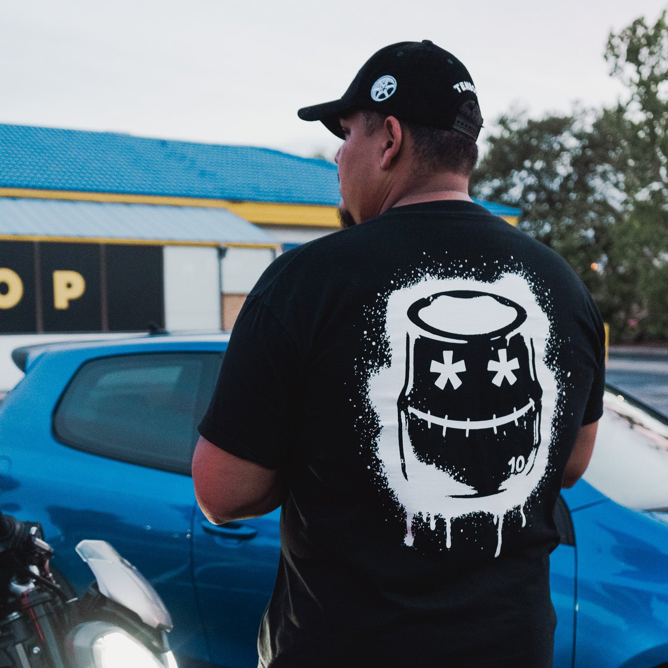 Happy Socket / T-shirt / Premium