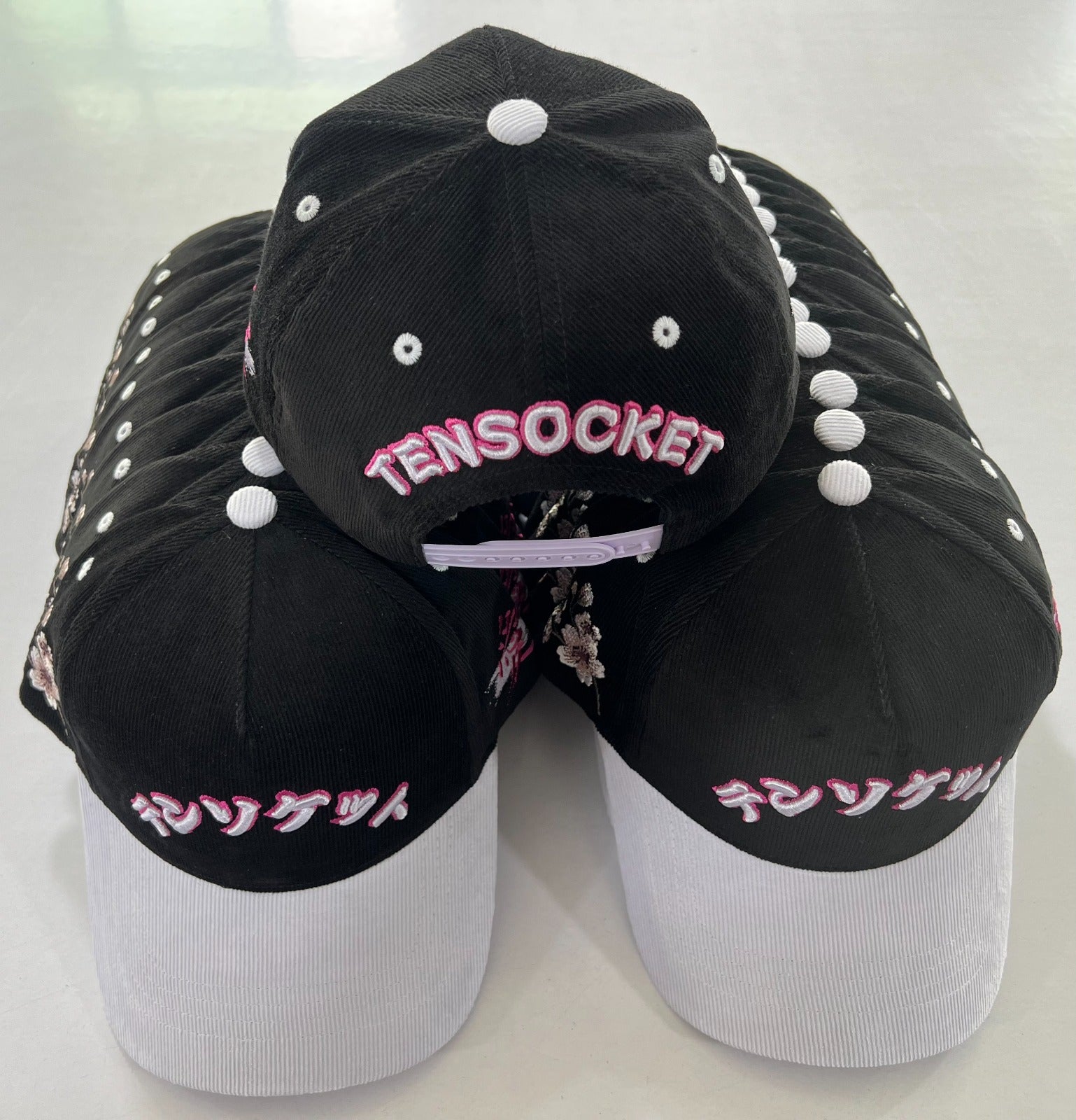 Koruten Black / Hat / Premium